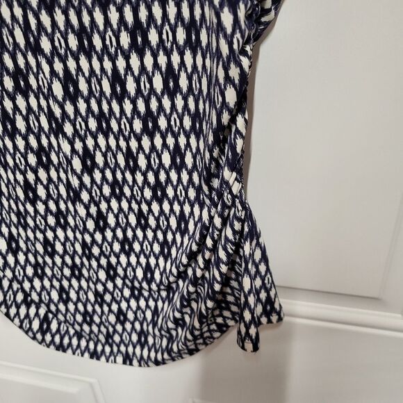 Vince Camuto Print Side‎ Ruched V-Neck Blouse Sz Medium - Picture 8 of 9